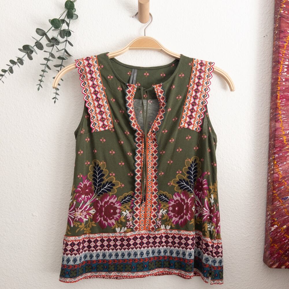Anthropologie Green Boho Floral Embroidered Top XS